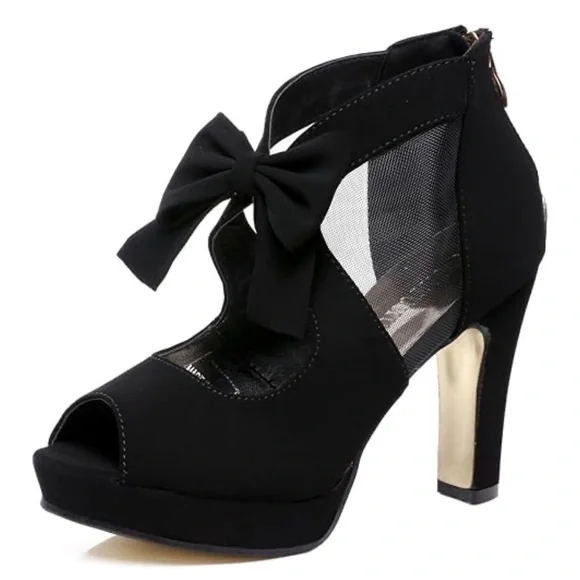 Elegant Black High Heels with Bow Accent - Picture 2 of 6